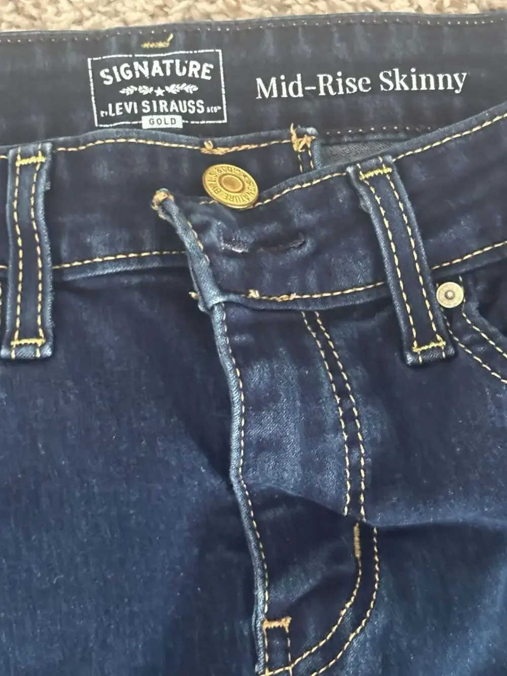 Levi Strauss Signature Gold Bundle Size 10 Mid-Rise Capri & Skinny Jeans - Picture 7 of 13